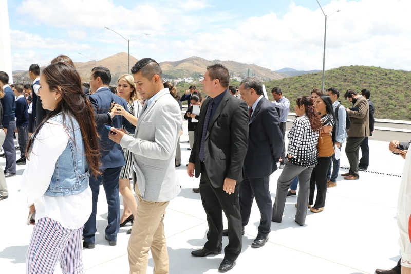 https://congreso-gto.s3.amazonaws.com/uploads/imagen_visita/imagen/2652/pop_7A4A3111.JPG