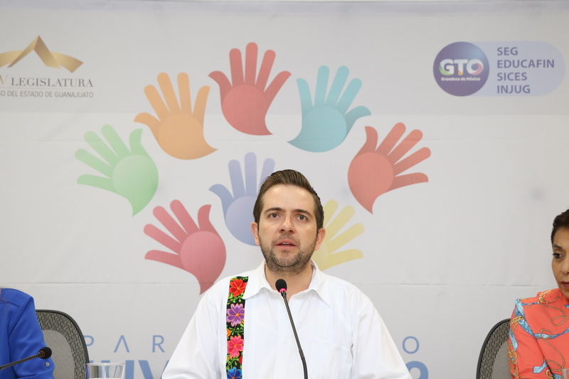 https://congreso-gto.s3.amazonaws.com/uploads/imagen_visita/imagen/2659/pop_7A4A4616.JPG
