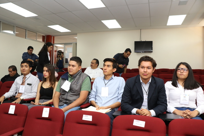 https://congreso-gto.s3.amazonaws.com/uploads/imagen_visita/imagen/2739/pop_7A4A7895.JPG