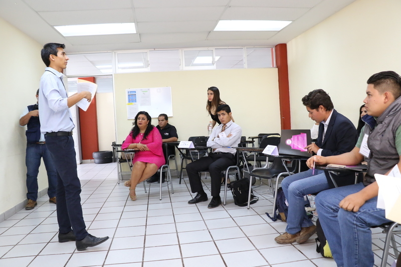 https://congreso-gto.s3.amazonaws.com/uploads/imagen_visita/imagen/2749/pop_7A4A8004.JPG