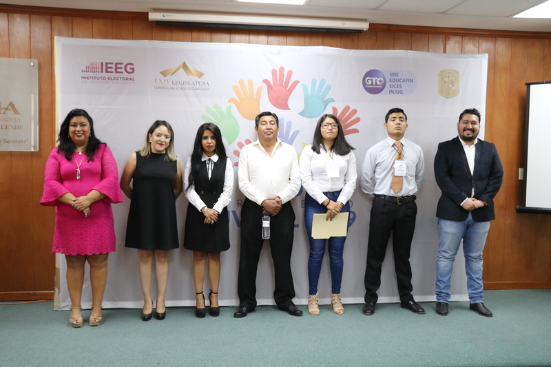 https://congreso-gto.s3.amazonaws.com/uploads/imagen_visita/imagen/2759/pop_7A4A8080.JPG