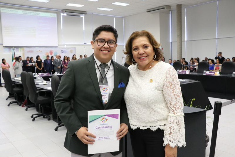 https://congreso-gto.s3.amazonaws.com/uploads/imagen_visita/imagen/2793/pop_7A4A9924.JPG